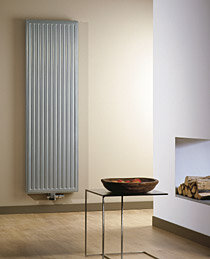 Radson Vertical Radiator T20 H1950 B750 (2192 Watt) - RAL 9016